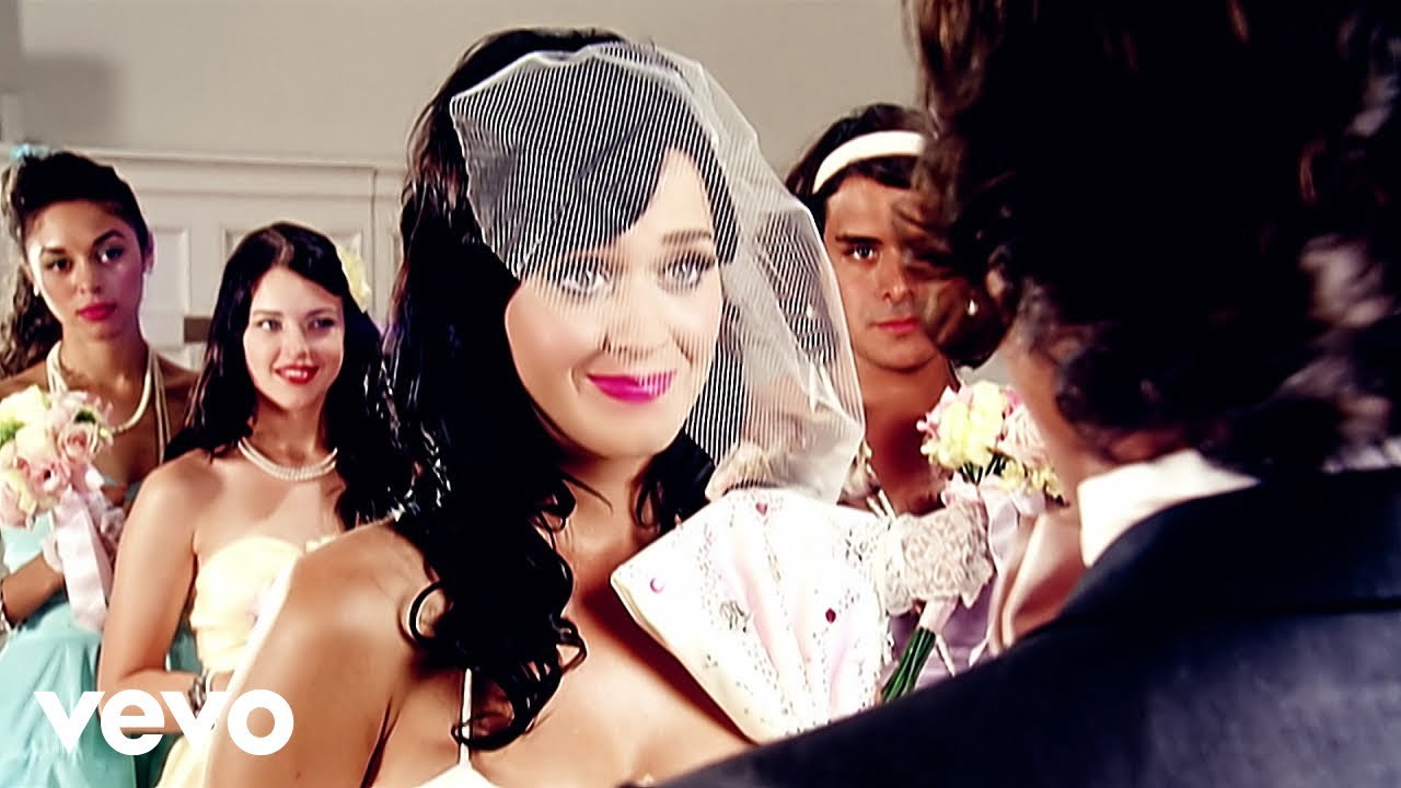 Hot N Cold Song Lyrics | Katy Perry