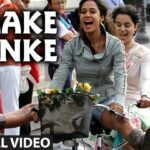 Taake Jhanke Song Lyrics